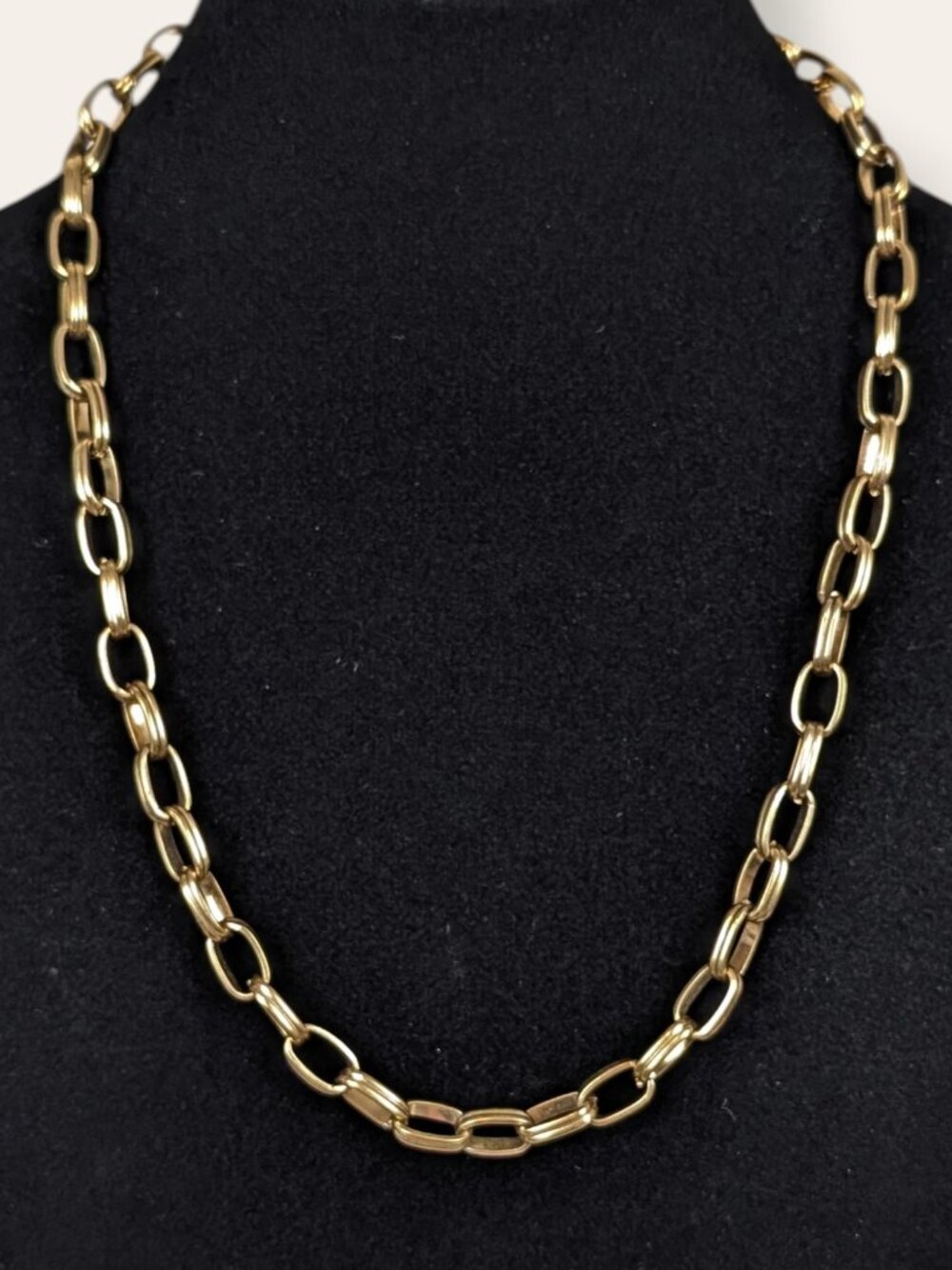 Gold Tone Oval Link Chain Necklace